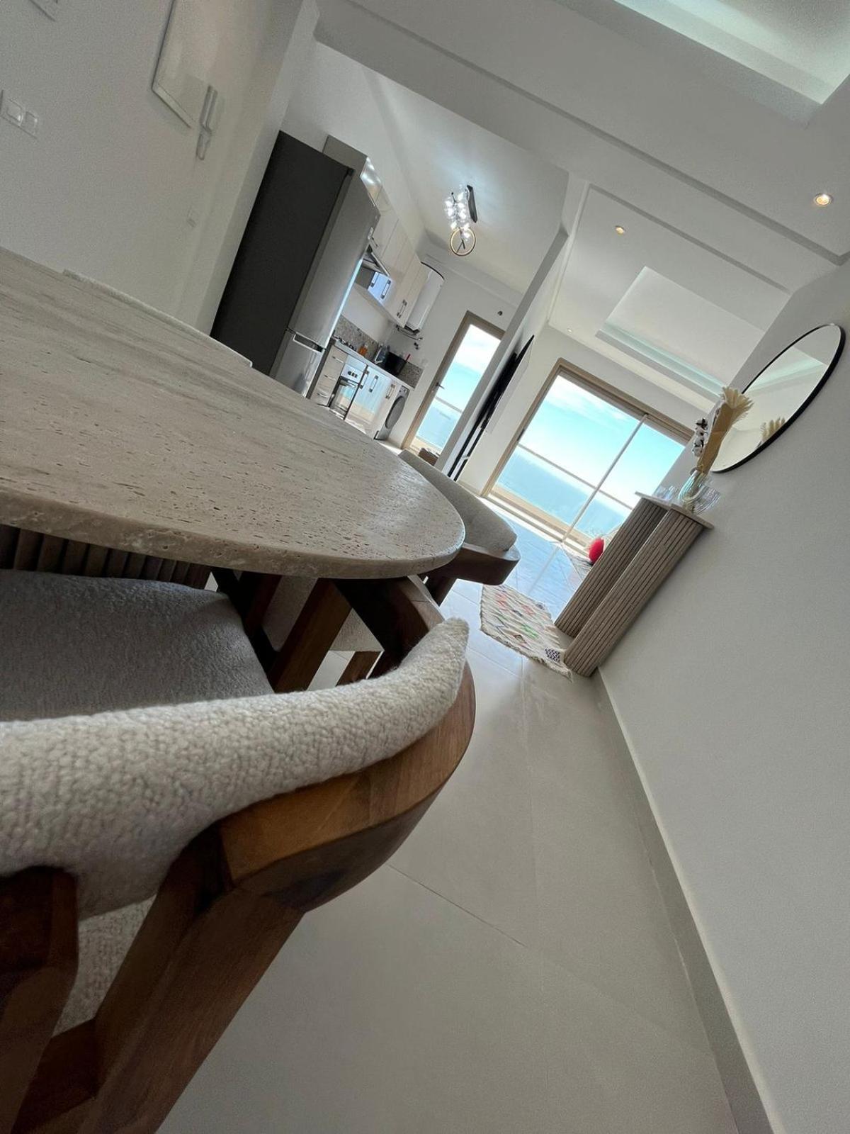 Surf & Sea Vista Apartment